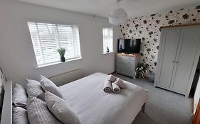Cosy Manorfield Holiday Home